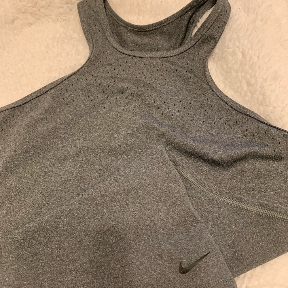 Nike tank